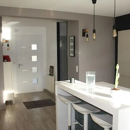 A Deux Pas Des Remparts! Ferienhaus